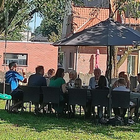 B&B Casa Roman & Vakantiewoning Voor 1 Pers Tot Max 32 Personen Zonhoven Exteriör bild