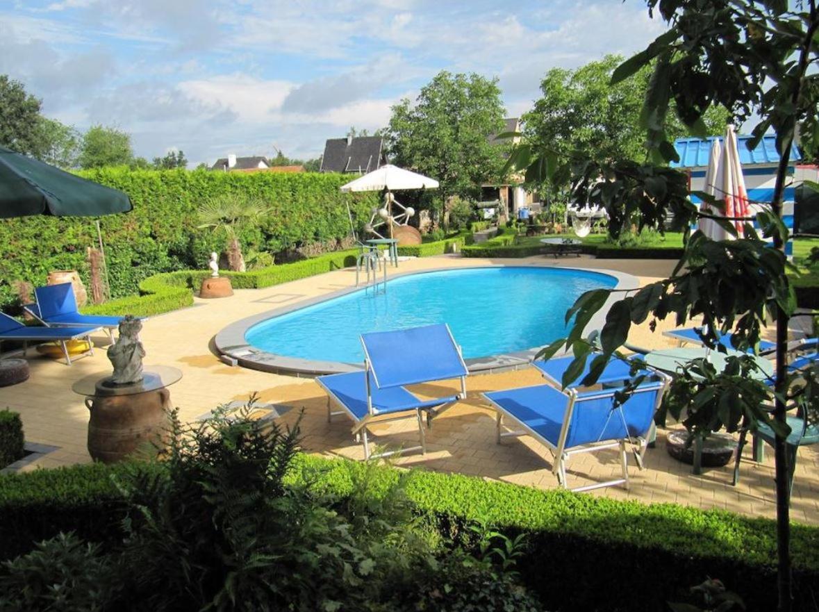 B&B Casa Roman & Vakantiewoning Voor 1 Pers Tot Max 32 Personen Zonhoven Exteriör bild