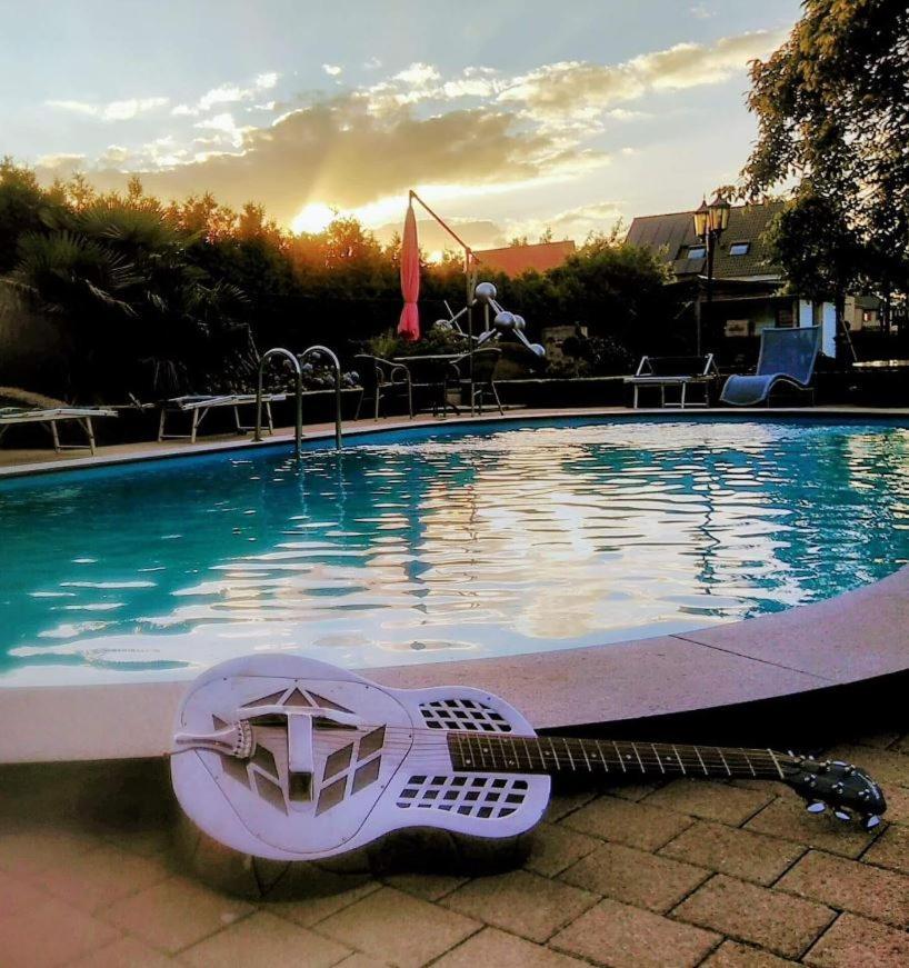 B&B Casa Roman & Vakantiewoning Voor 1 Pers Tot Max 32 Personen Zonhoven Exteriör bild